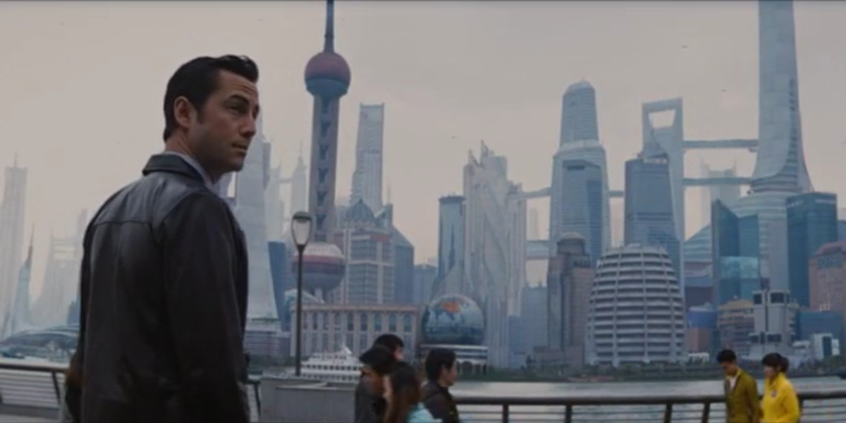 Joe, played by Joseph Gordon-Levitt enjoys Shanghai in Looper